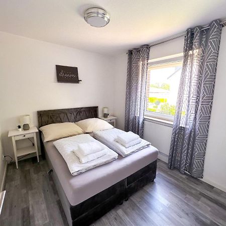 Stilvolles, Frisch Renoviertes 2Zi Apartment Mit Kueche Und Balkon In Kliniknaehe Бад Ойнхаузен Екстериор снимка