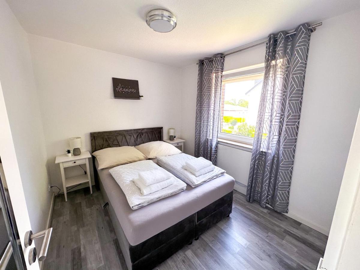 Stilvolles, Frisch Renoviertes 2Zi Apartment Mit Kueche Und Balkon In Kliniknaehe Бад Ойнхаузен Екстериор снимка