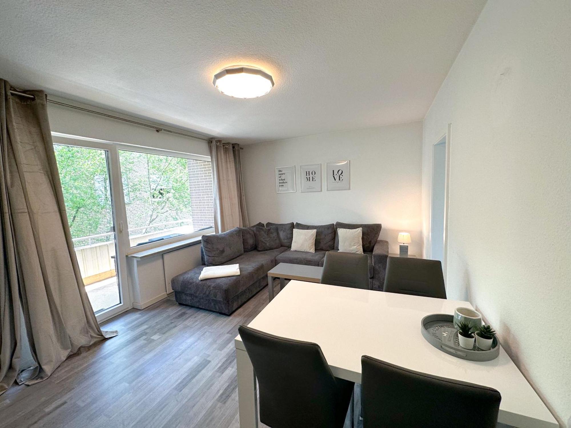 Stilvolles, Frisch Renoviertes 2Zi Apartment Mit Kueche Und Balkon In Kliniknaehe Бад Ойнхаузен Екстериор снимка
